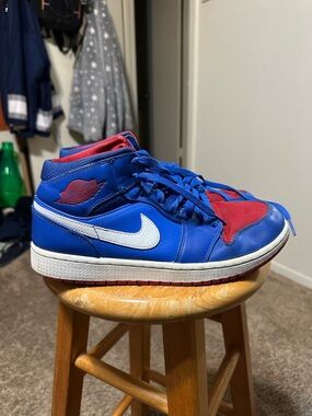 Vintage Nike Air Jordan 1 Mid “Detroit Pistons” 2012 size 9.5